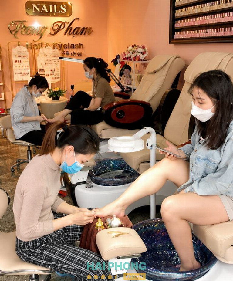 Academy Nails & Beauty Trang Phạm - Hải An