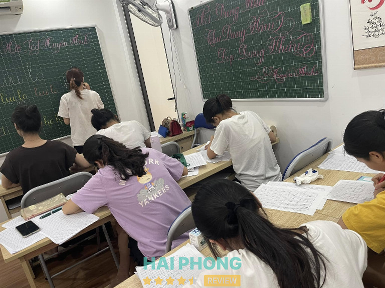 Trung Tâm Luyện Chữ Đẹp Huyền Anh Hải Phòng