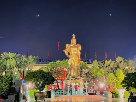 Tượng đài nữ tướng Lê Chân - Ở Mê Linh, Hải Phòng