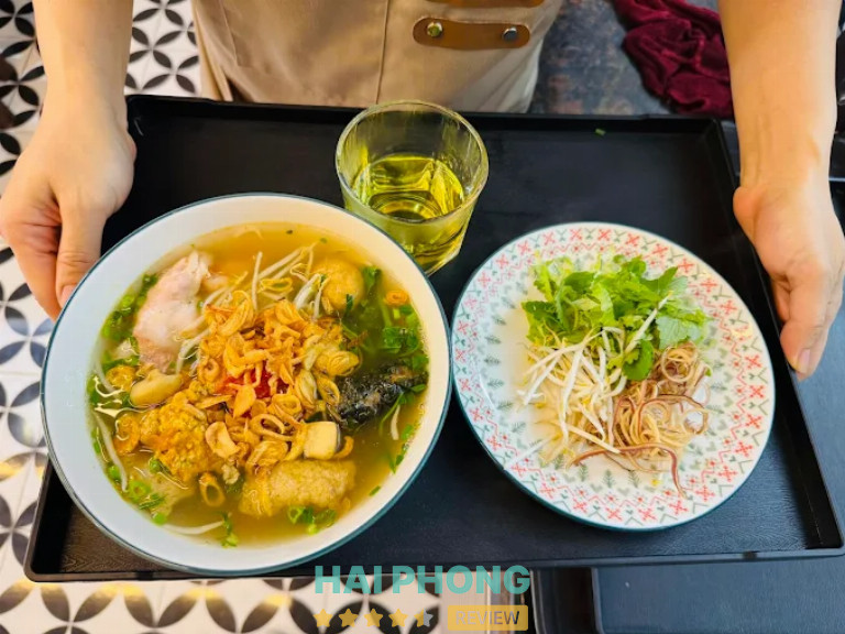 Không gian Bếp Ngọc Vân tại Hồng Bàng